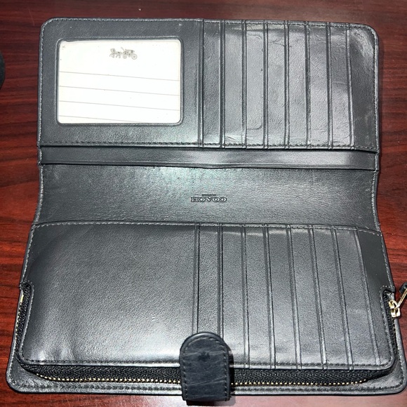 Pre-owned Authentic COACH Wallet Women’s Black Gold Large - Picture 2 of 7